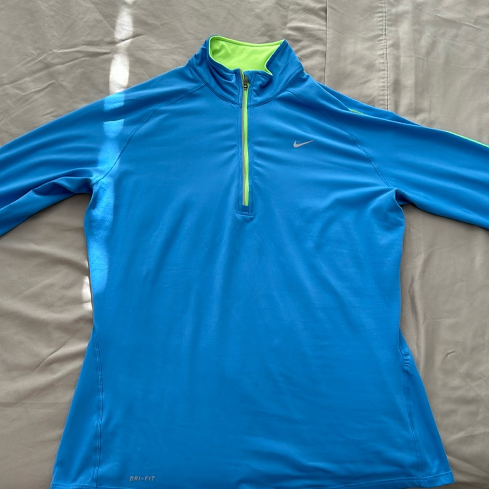 Baby blue Nike Dri-fit running jacket